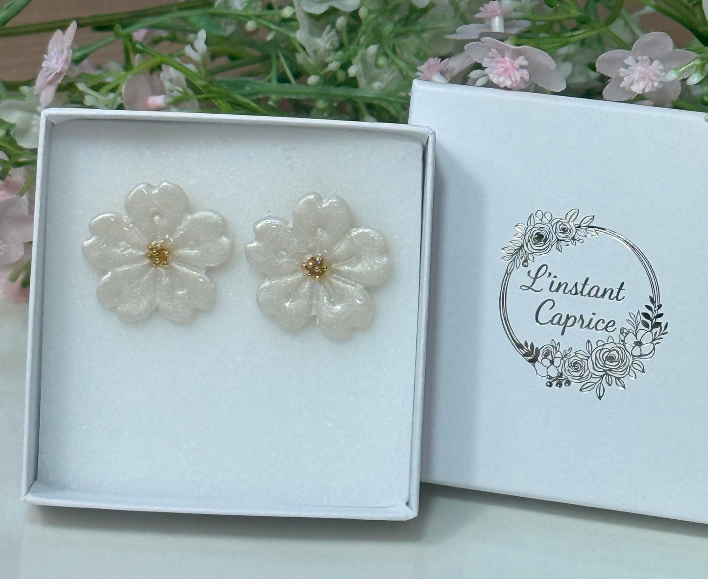 Puce d'oreille fleur