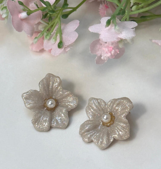 Puce d'oreille fleur