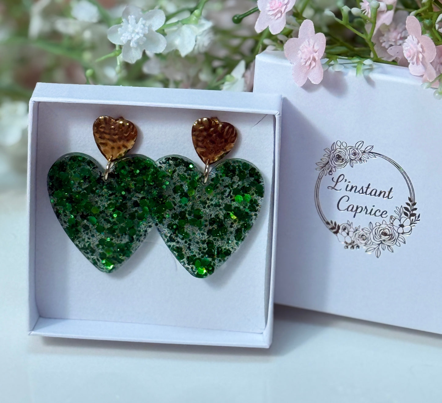 Boucle Maxi Coeur Résine et Paillette