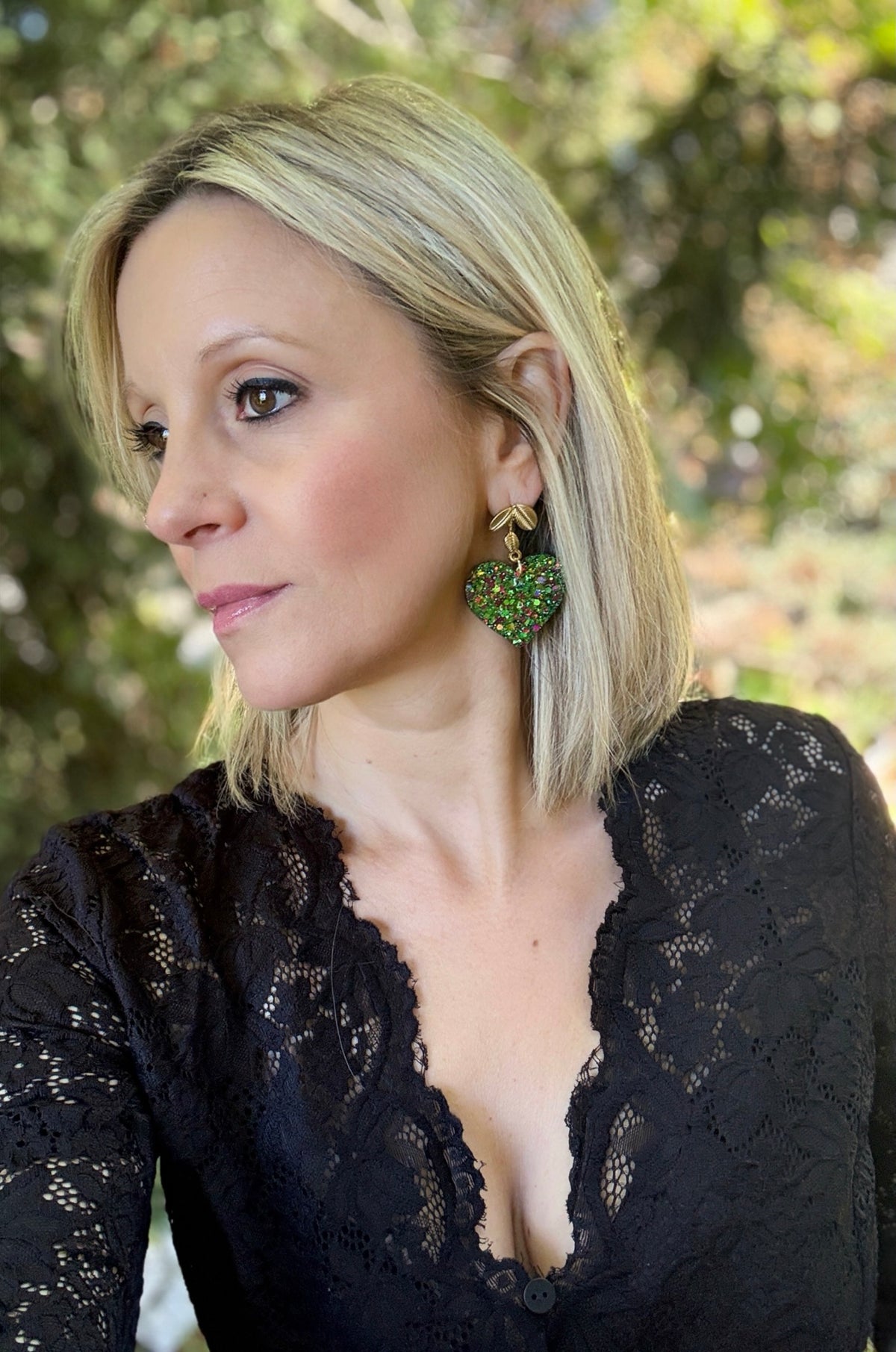 Boucle Maxi Coeur Résine et Paillette