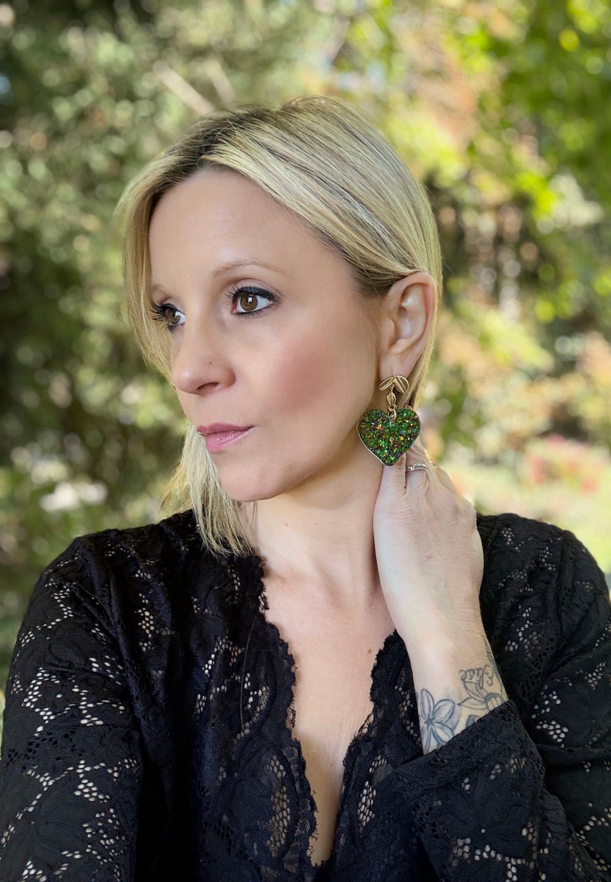 Boucle Maxi Coeur Résine et Paillette